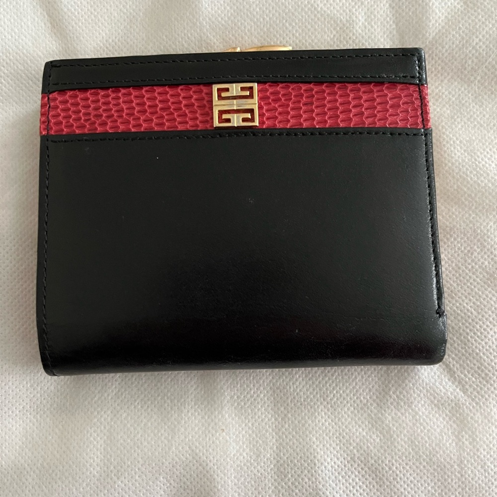 Givenchy Bifold Women’s Wallet